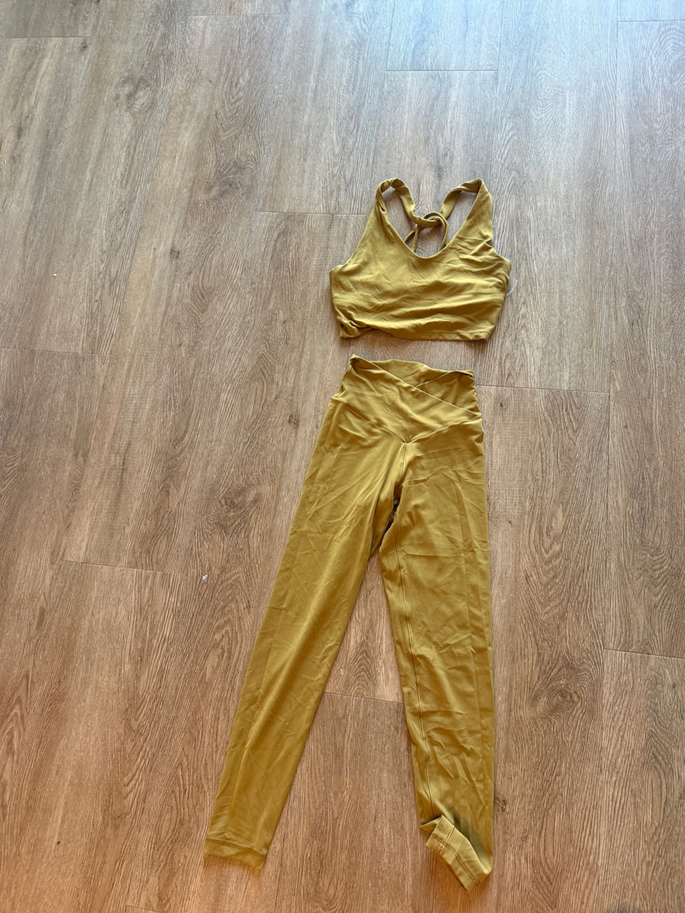 AERIE Mustard High-Waist Leggings and Bra Set